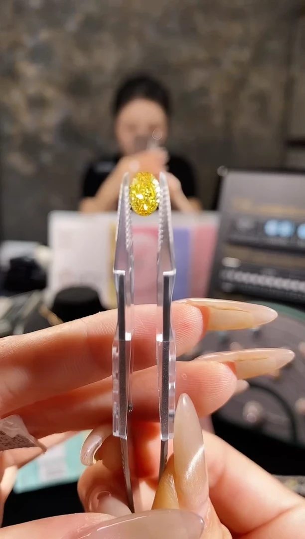 裸石实验室培育钻石1.07ct黄钻椭圆形裸石