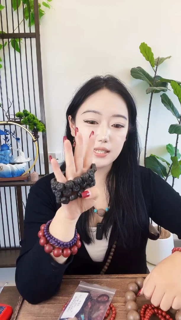 泥塑安宫香方小花手串一个
