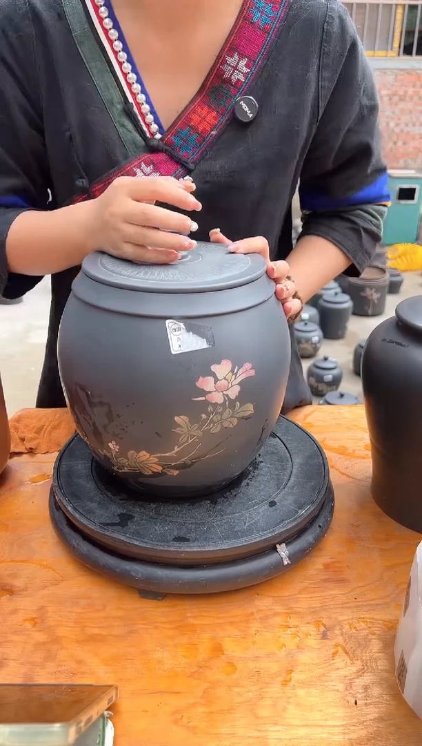602号微瑕茶叶罐茶叶罐