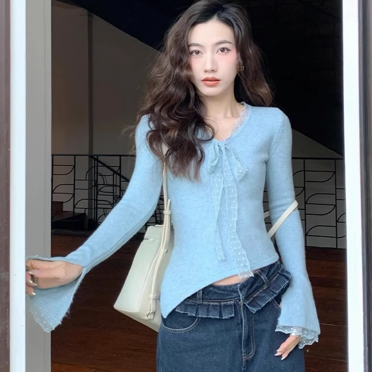 法式气质蓝色蕾丝v领系带长袖针织衫女早秋季不规则开叉低领上衣