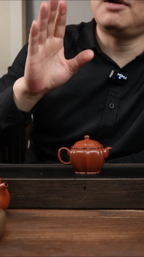茶杯紫砂朱泥筋纹小汉瓦     100CC