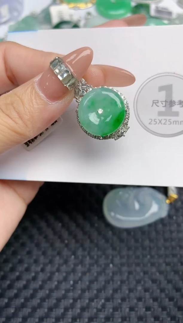 颈饰未镶嵌翡翠天然缅甸A货翡翠百元以上9元证书费自理