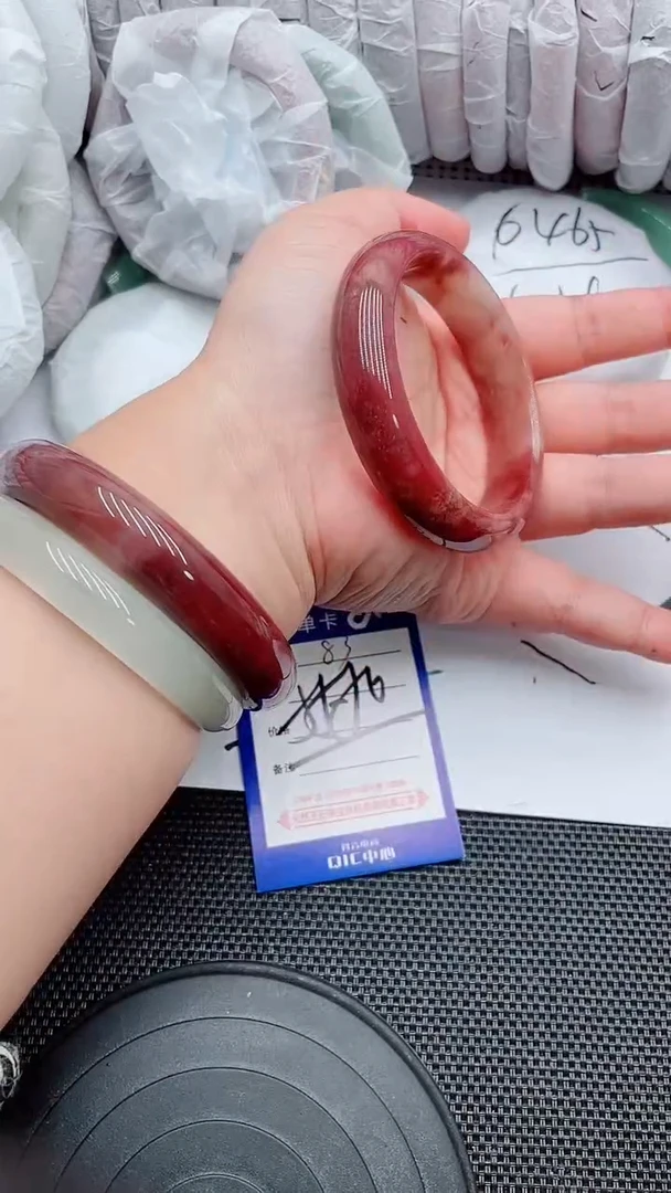 未镶嵌手镯石英质玉83-55-56