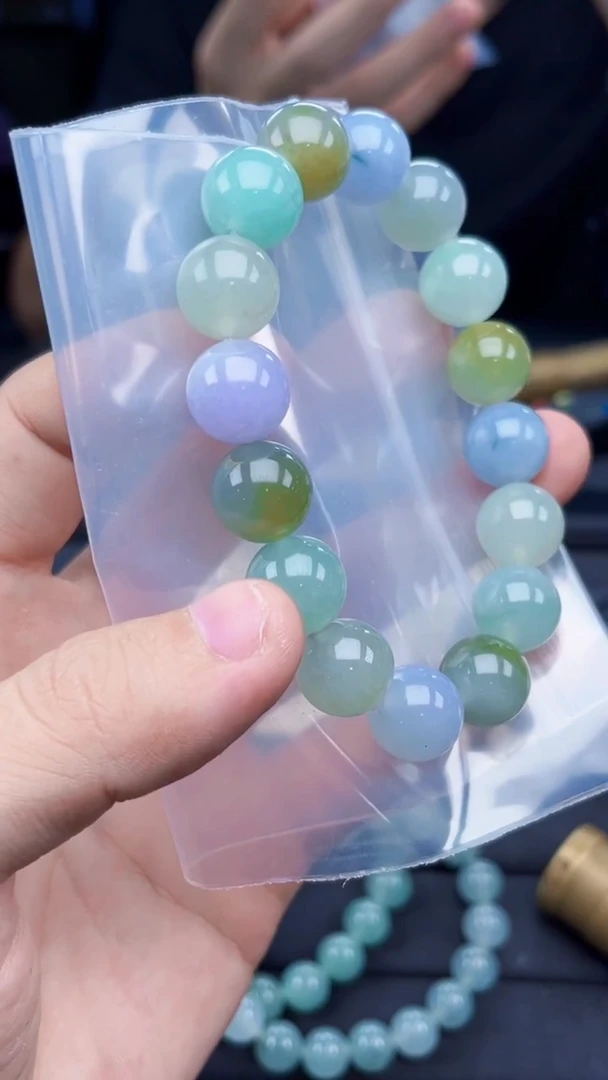 未镶嵌定制翡翠吕**?毛货需精细抛光拍一发一（多样性发货）