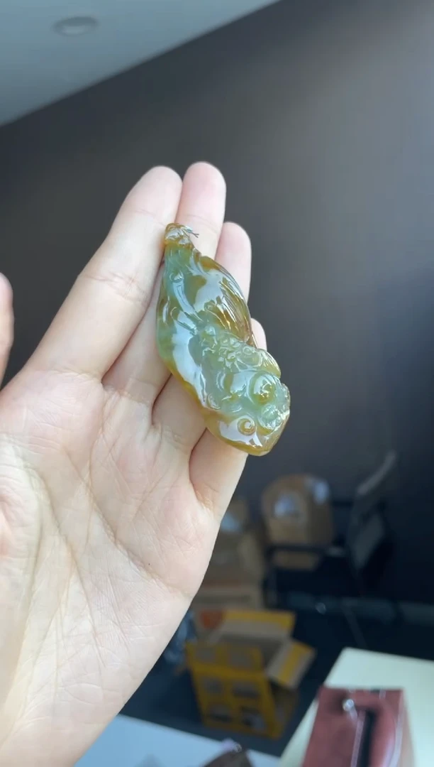 吊坠(不含链)未镶嵌翡翠天然缅甸A货翡翠