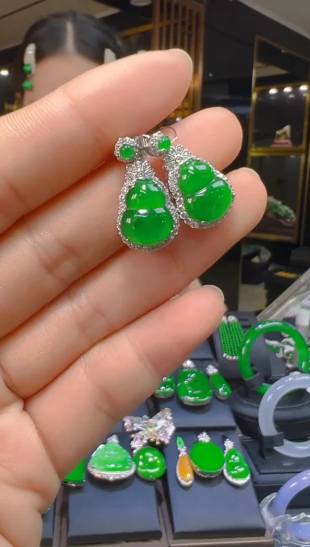 银S925镶嵌翡翠耳饰036(多样性发货发其一)