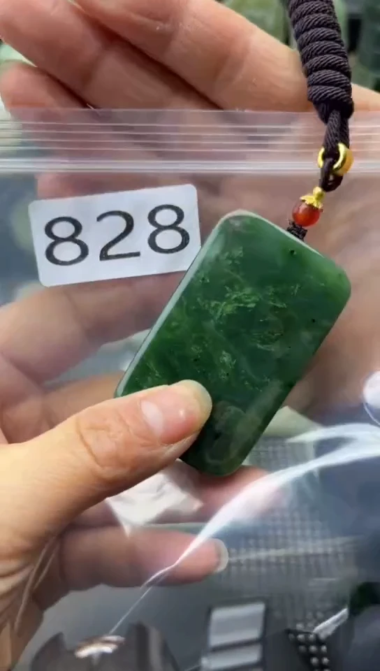 未镶嵌和田玉珠宝半成品牌子