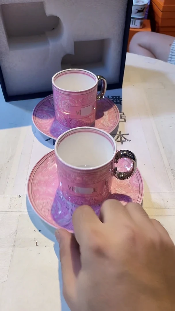 杯鸿辉家品牌瓷器，京东包邮！