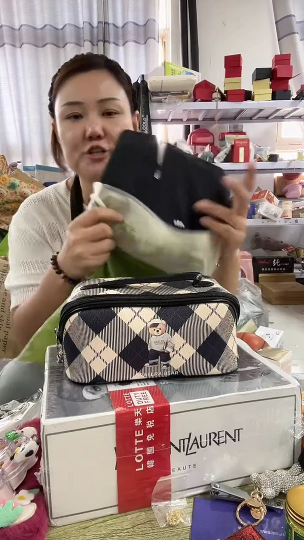 牛剖层皮革琪琪女包超好看发图片款