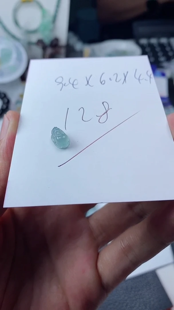 颈饰未镶嵌翡翠貔貅