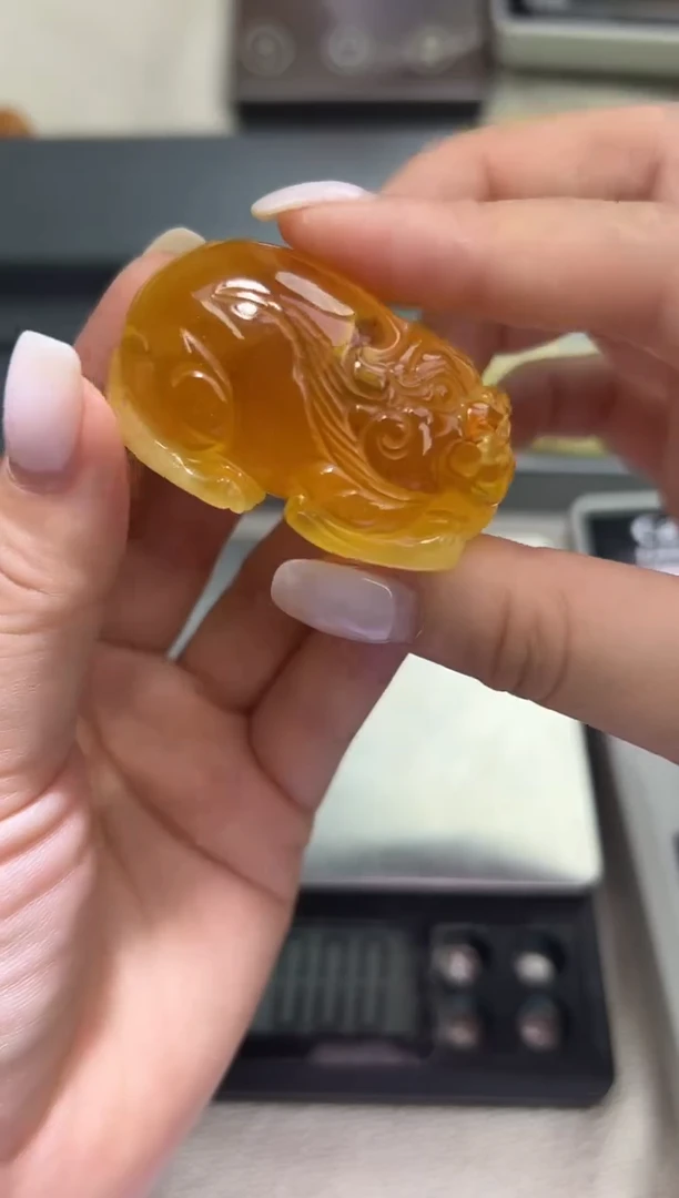 裸石琥珀未镶嵌琥珀蜜蜡吊坠