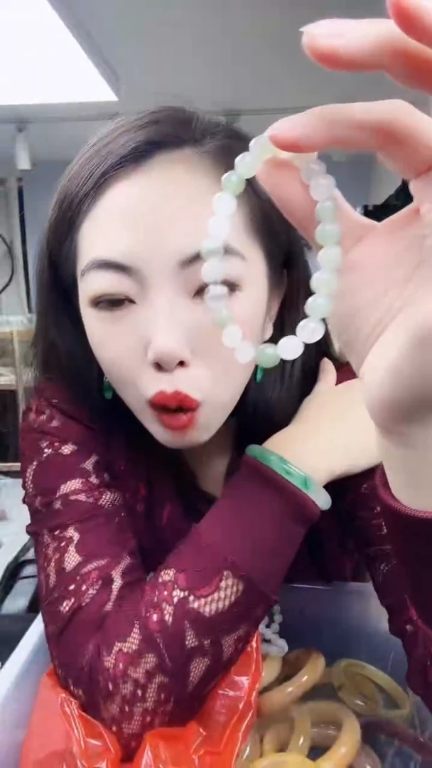 未镶嵌手链石英质玉天山翠手链8毫米珠链天然玉石手链