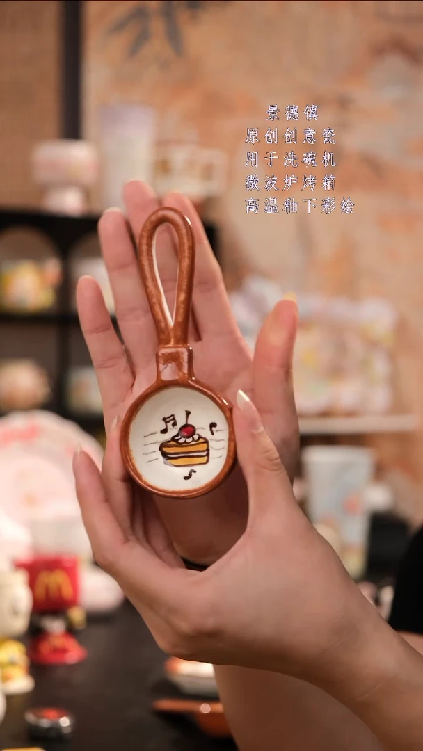 摆件景德镇手工手绘设计师款