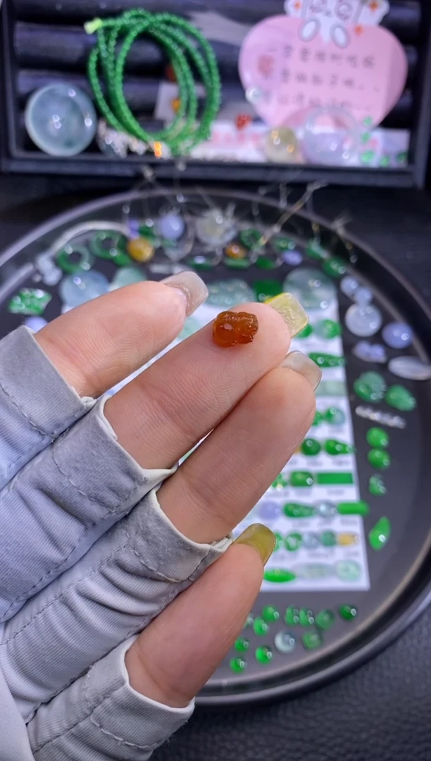未镶嵌挂件翡翠貔貅