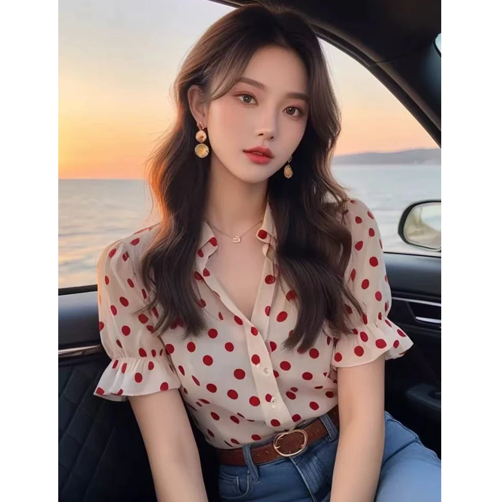 法式波点泡泡短袖衬衫女设计感小众夏季2025新款别致宽松上衣9270