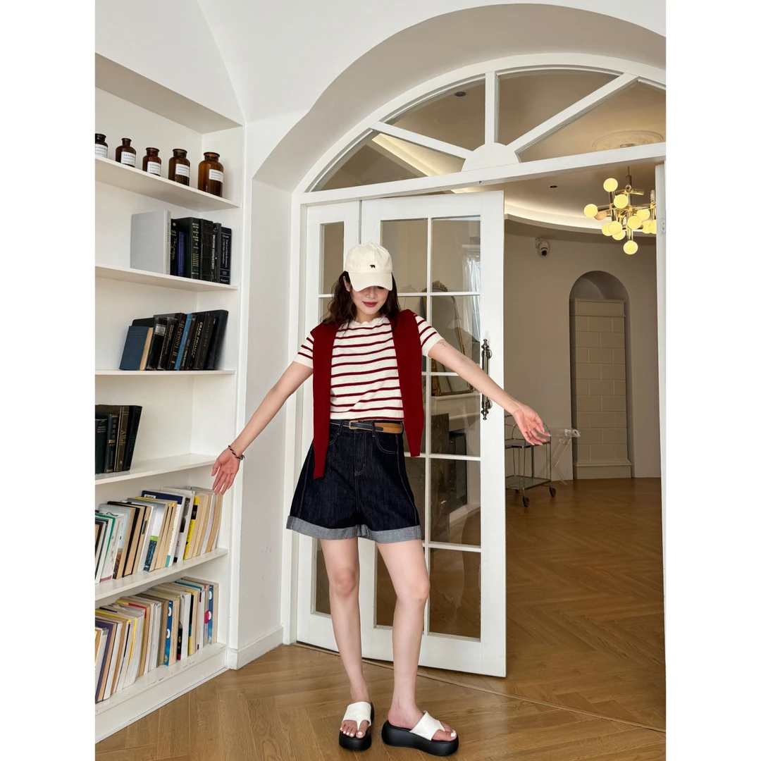 牛仔短裤女款2025夏季新款休闲百搭显瘦薄款a字直筒卷边热裤女装