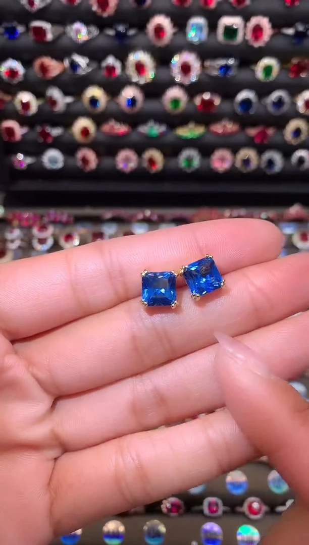 【闪购商品】蓝宝石耳饰银S925镶嵌8金