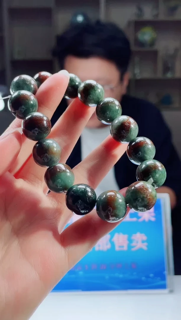 颈饰未镶嵌翡翠翡翠多样性发其一