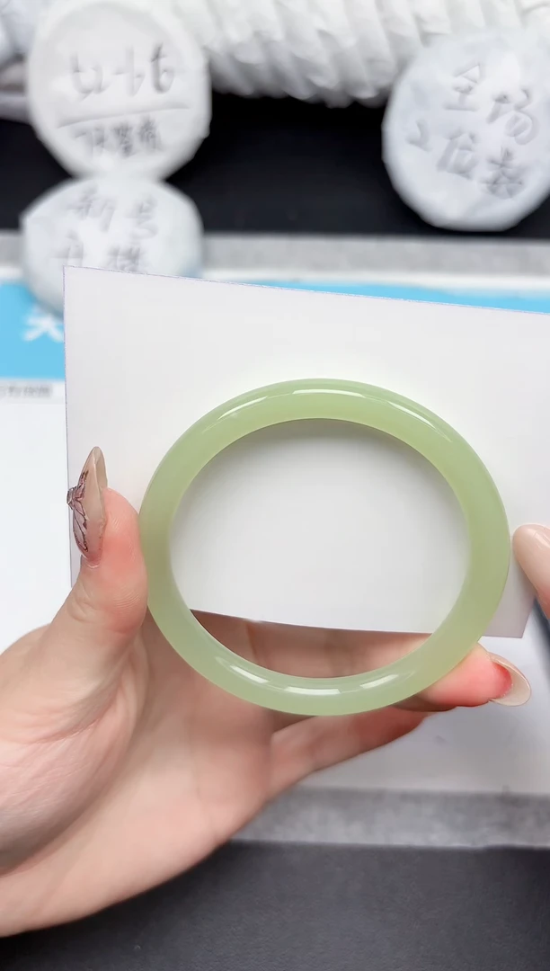 未镶嵌手镯石英质玉262/6061