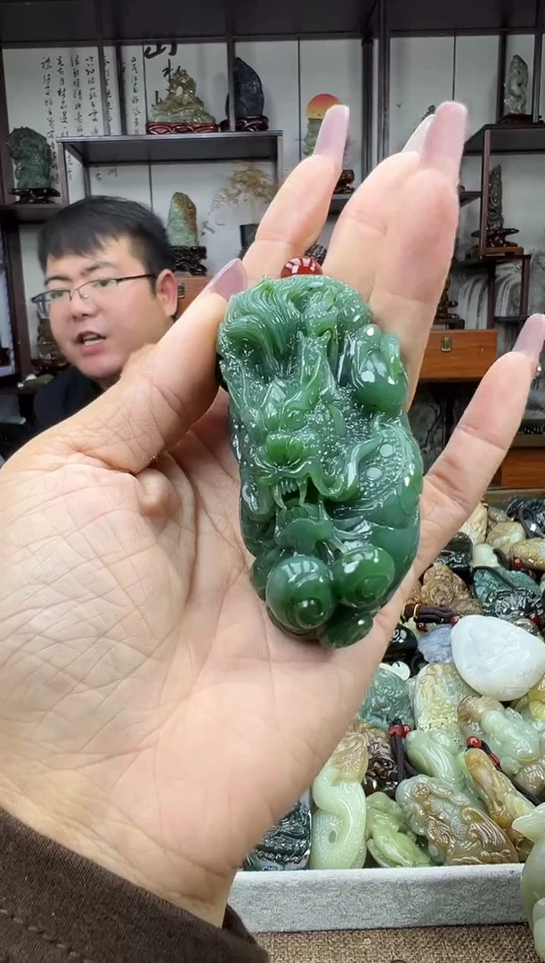 未镶嵌和田玉把件1