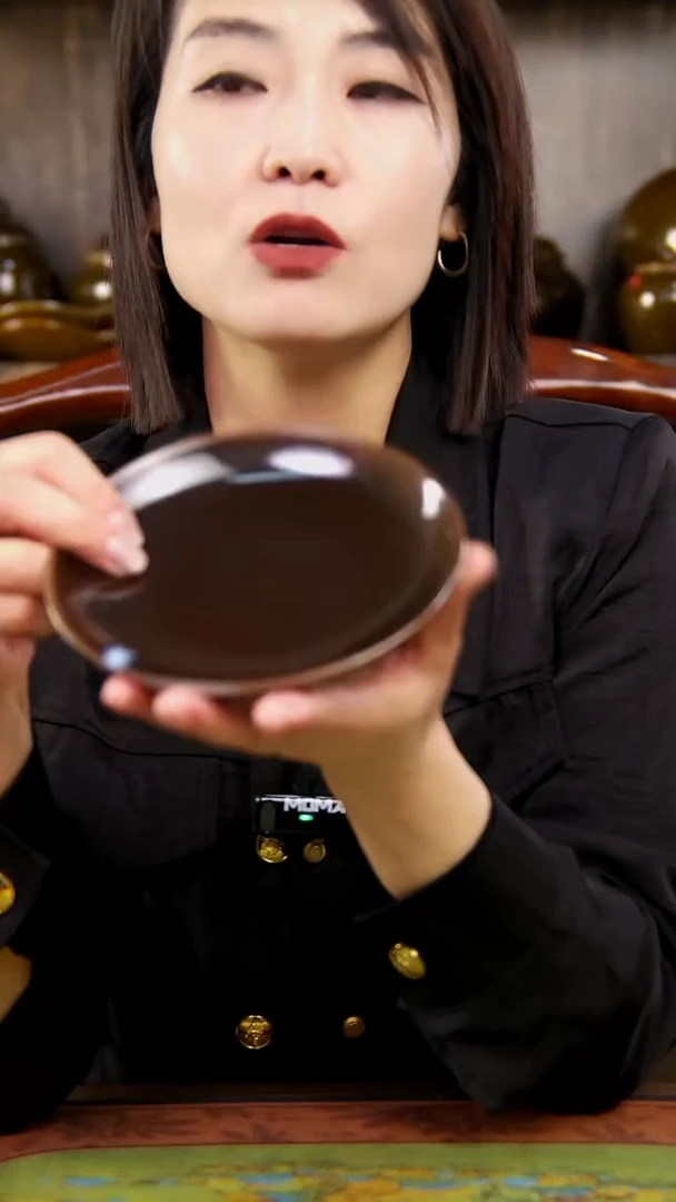 手工酱色盘子15cm