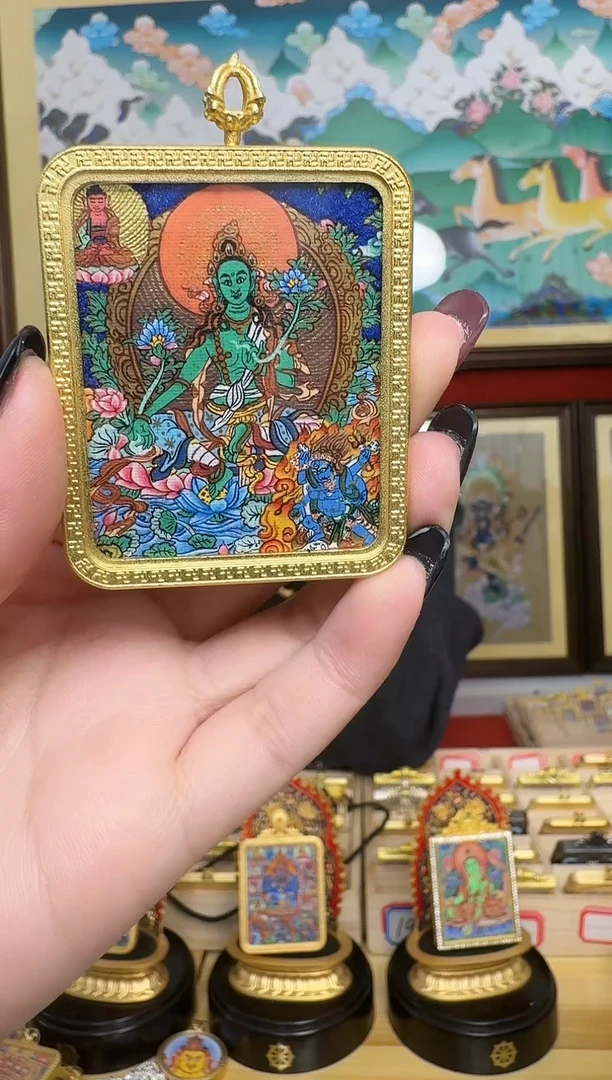 吊坠绿妈妈-热贡纯手绘刀刀