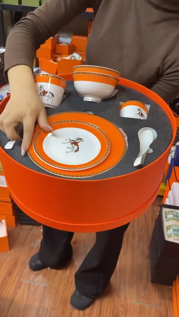 杯鸿辉家品牌瓷器，京东包邮！