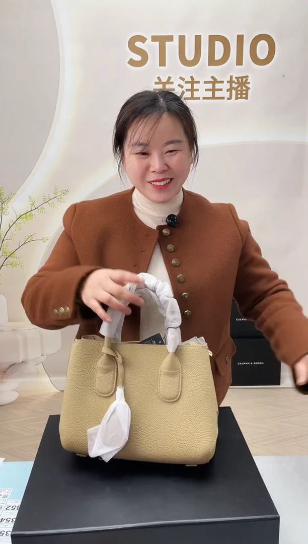 牛皮kiss Kitty撤柜女鞋