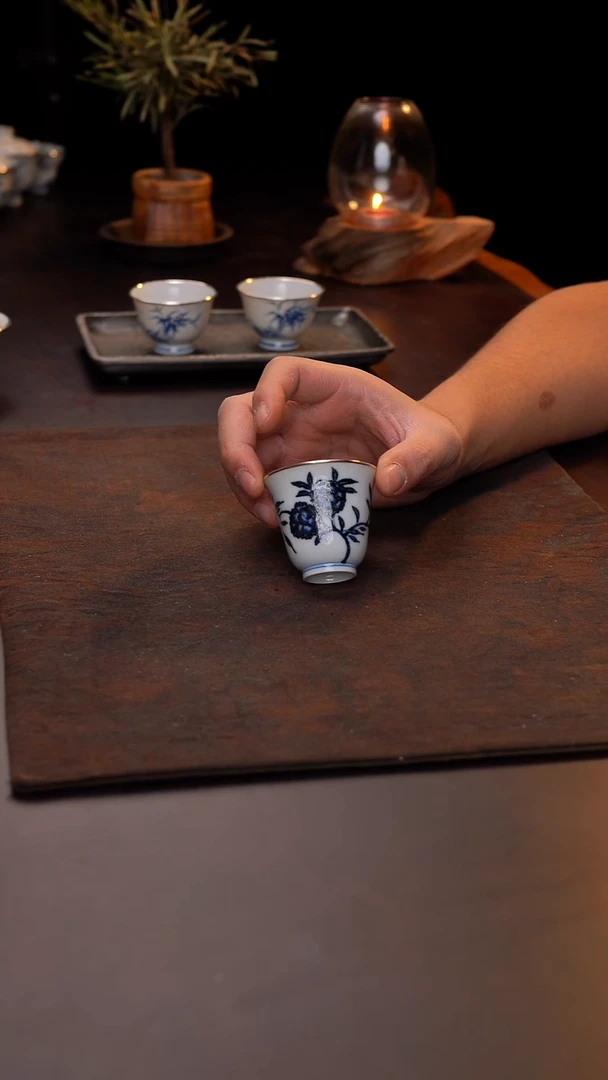 手绘山茶花单杯包银口