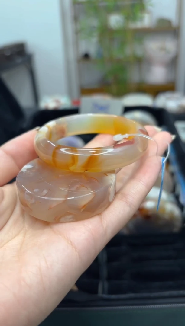 石英质玉手镯未镶嵌C616(55圈赠送镯心)