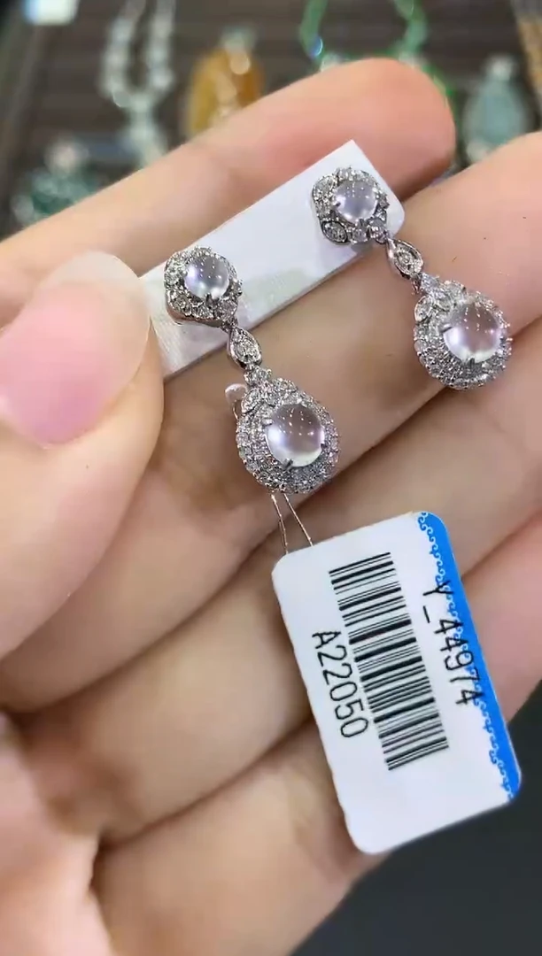 18K金镶嵌翡翠耳饰B225