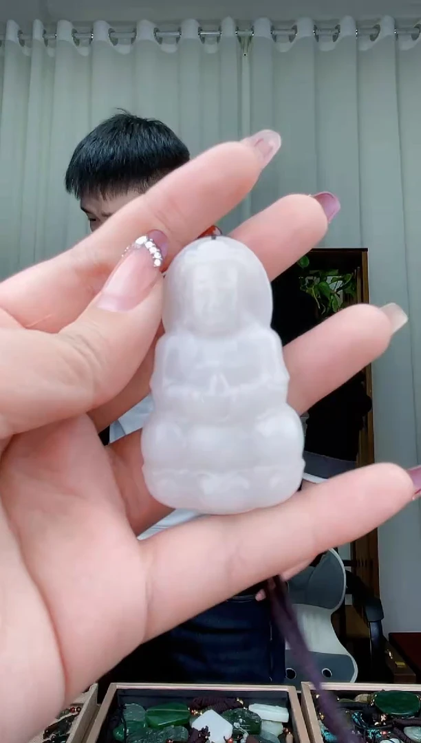 【闪购商品】和田玉挂件未镶嵌拍一发一，多样性发货！