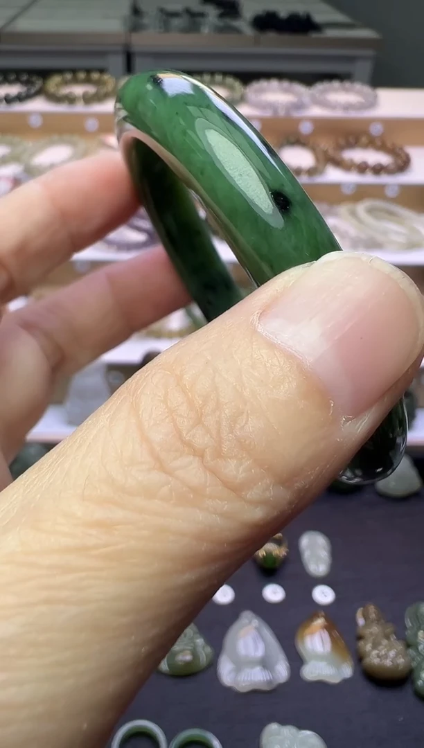 未镶嵌手镯和田玉265号链接56+圈口有包容