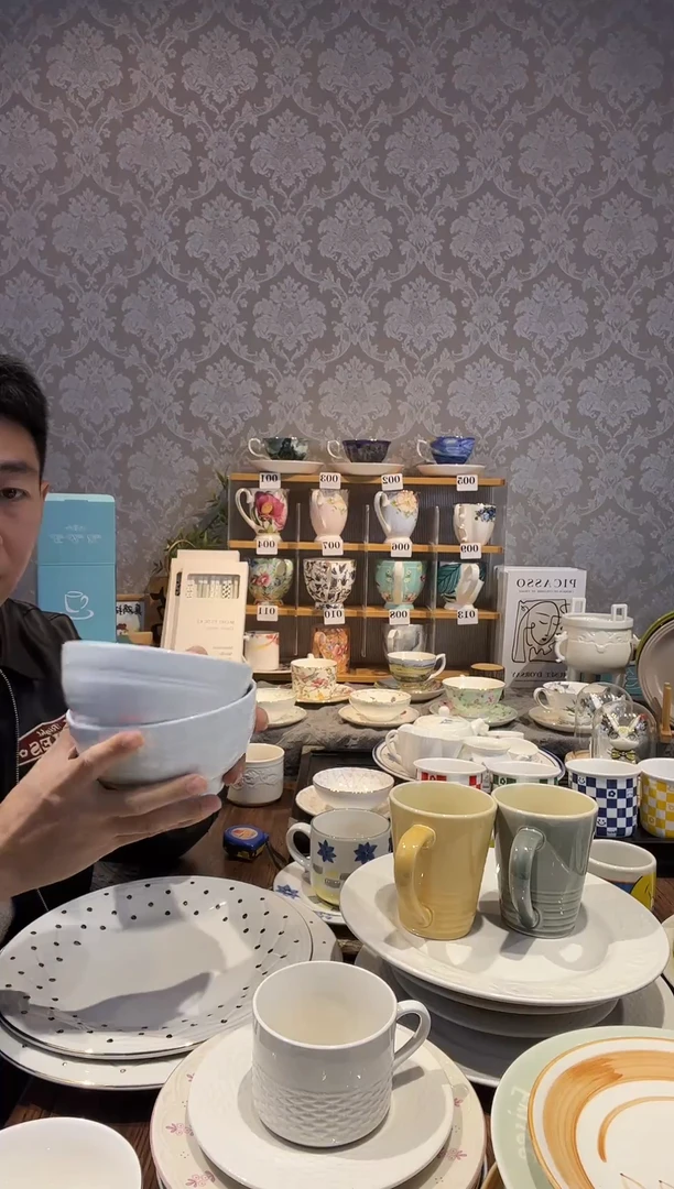 陶瓷6寸大面碗2个