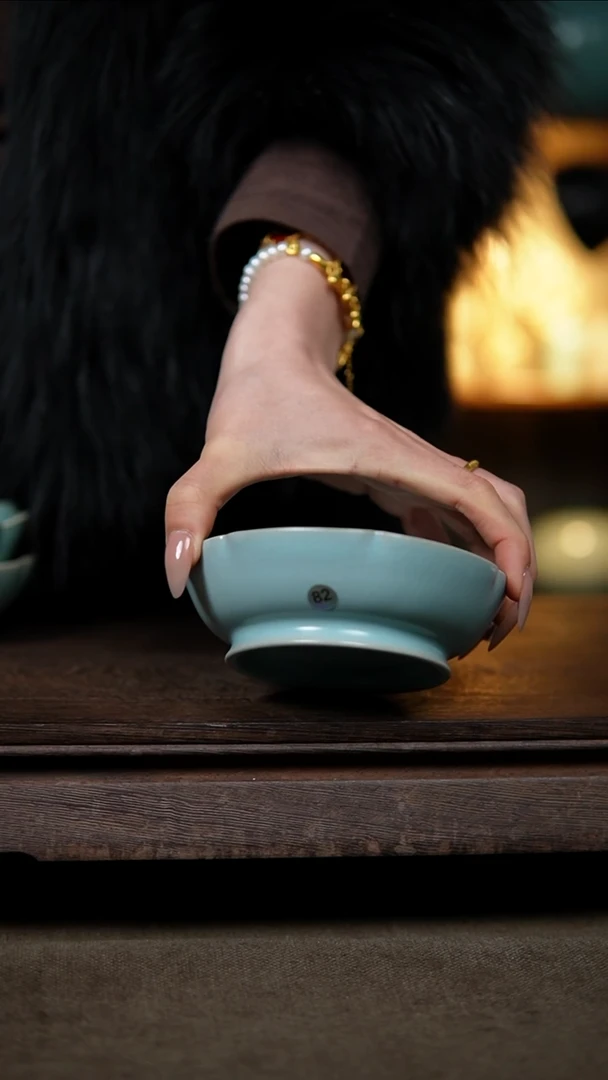 【闪购商品】杯仿古宋臻纯手工精工葵口盘12口径微瑕82