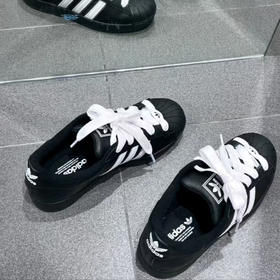 adidas/阿迪达斯三叶草SUPERSTAR XLG贝壳头熊猫款黑白板鞋JI3538