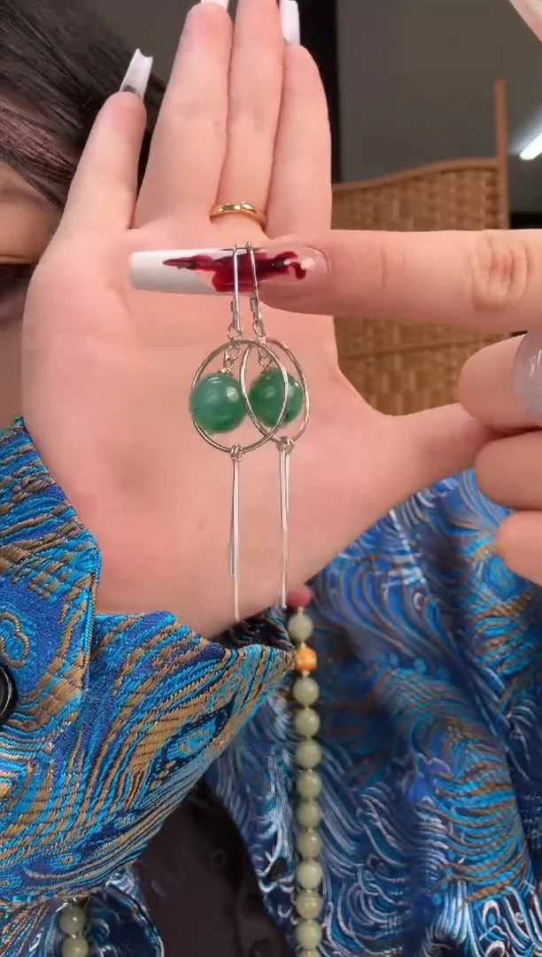 【闪购商品】石英质玉耳饰未镶嵌耳饰