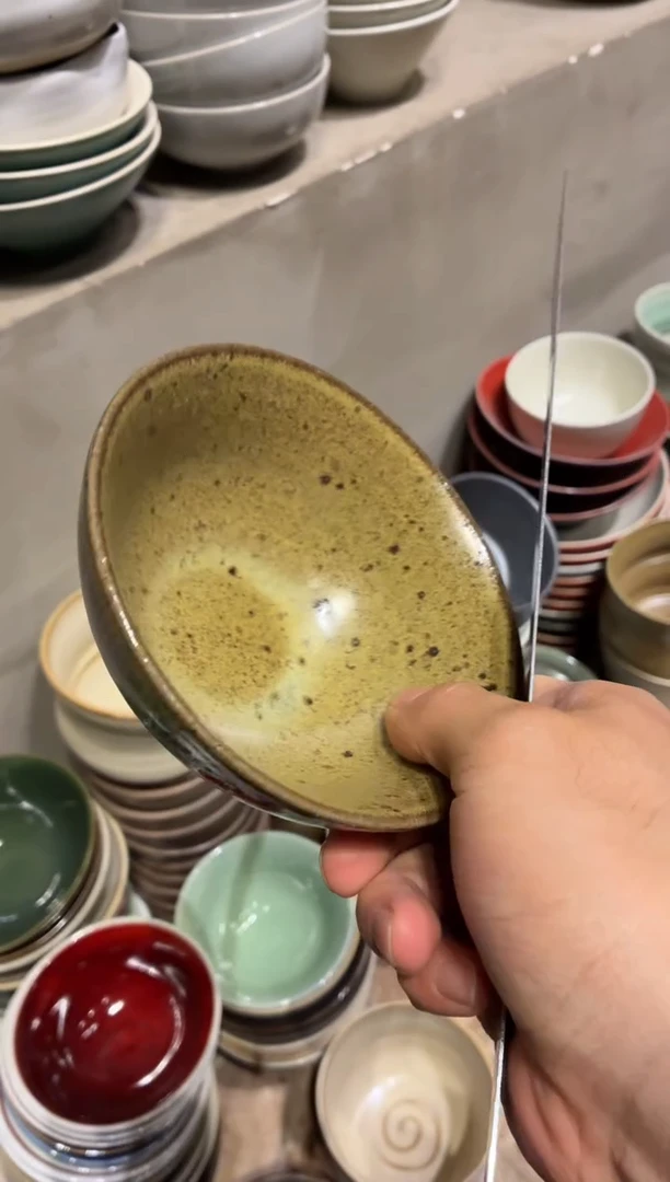 瓷片袁**味311黄色万福小碗2个