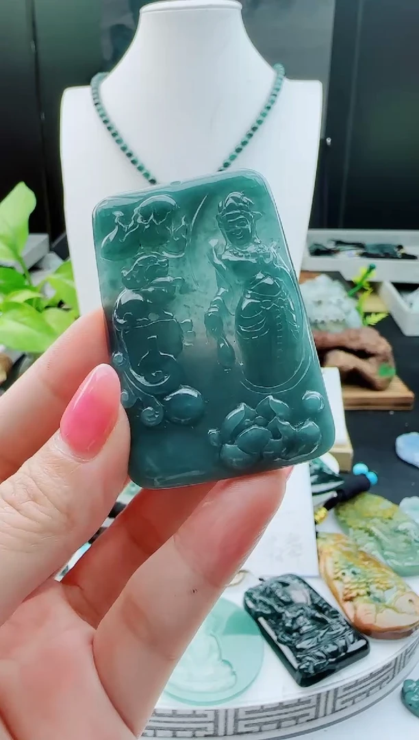 【闪购商品】翡翠颈饰未镶嵌111111111