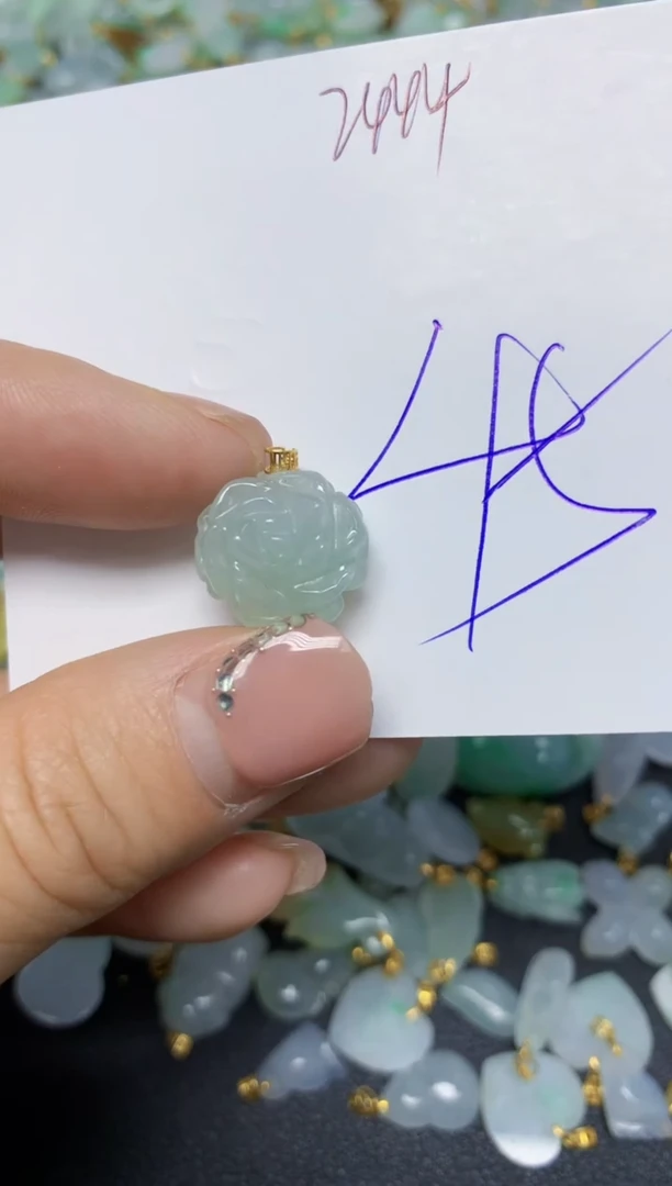 【闪购商品】翡翠挂件18K金镶嵌 天然翡翠A货