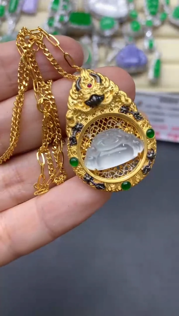 翡翠18K金镶嵌颈饰796-中国好珍宝