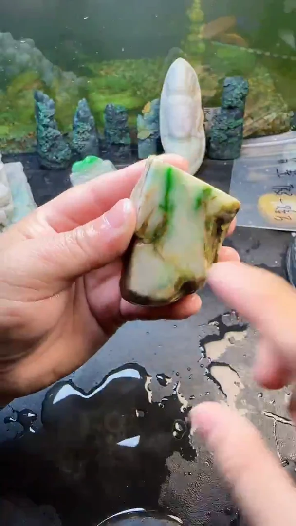 【闪购商品】翡翠颈饰未镶嵌154天然翡翠