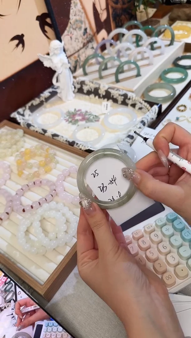 未镶嵌手镯石英质玉25///53-54