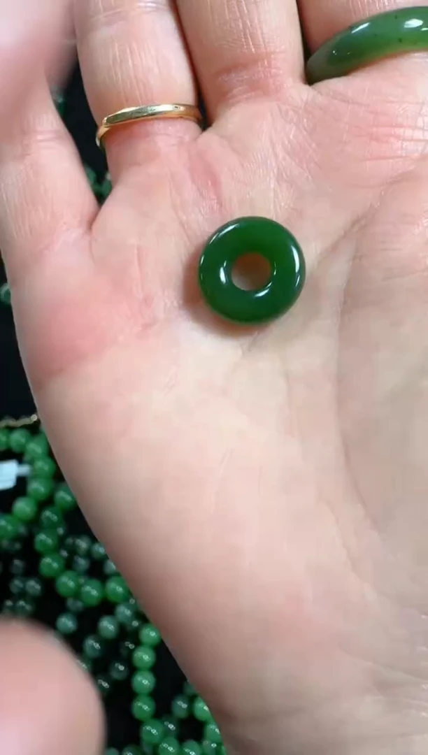 和田玉未镶嵌耳饰甜甜圈卡15.8