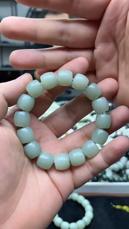 未镶嵌手串和田玉纯天然新疆且末天空蓝14