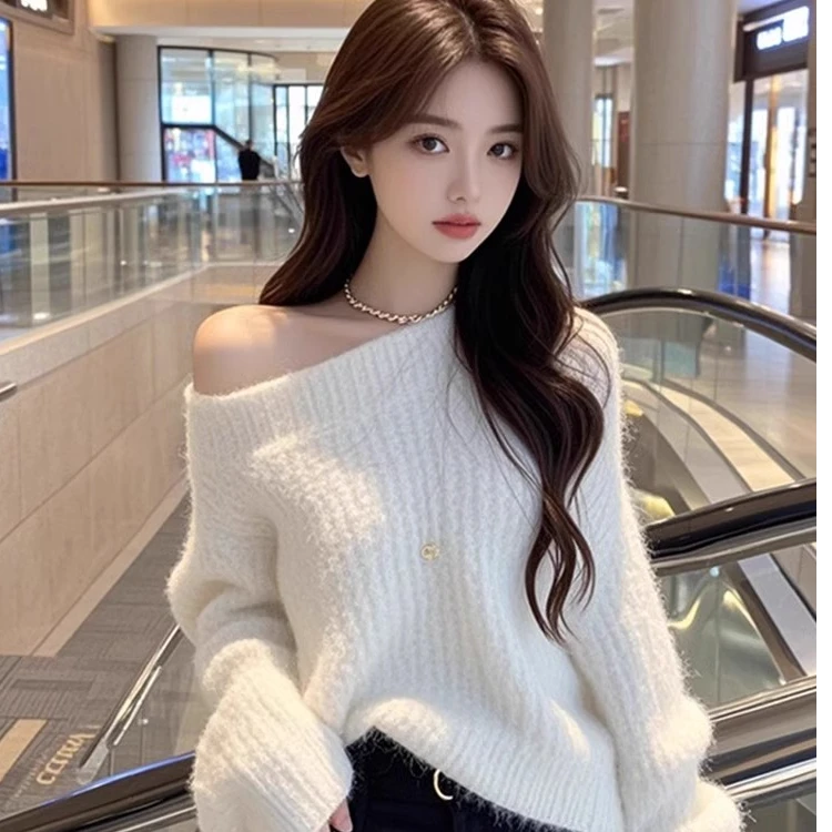 秋冬纯欲辣妹斜领露肩毛衣针织衫女内搭设计感软糯慵懒风白色上衣
