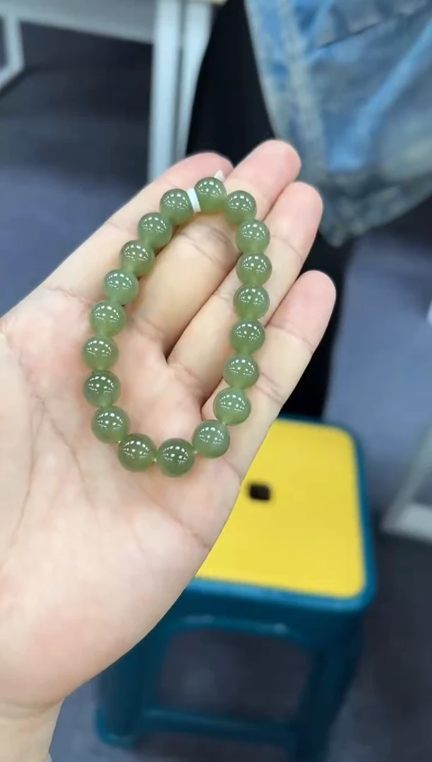 颈饰未镶嵌和田玉手串10mm