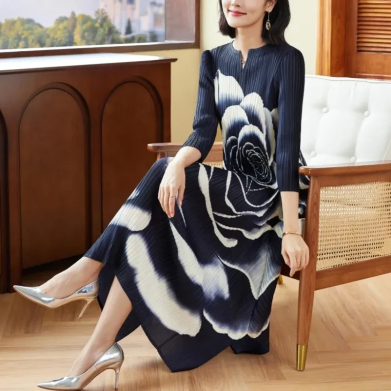 中长款富贵牡丹花朵印花褶皱连衣裙蓝色女显瘦三宅打底外穿裙