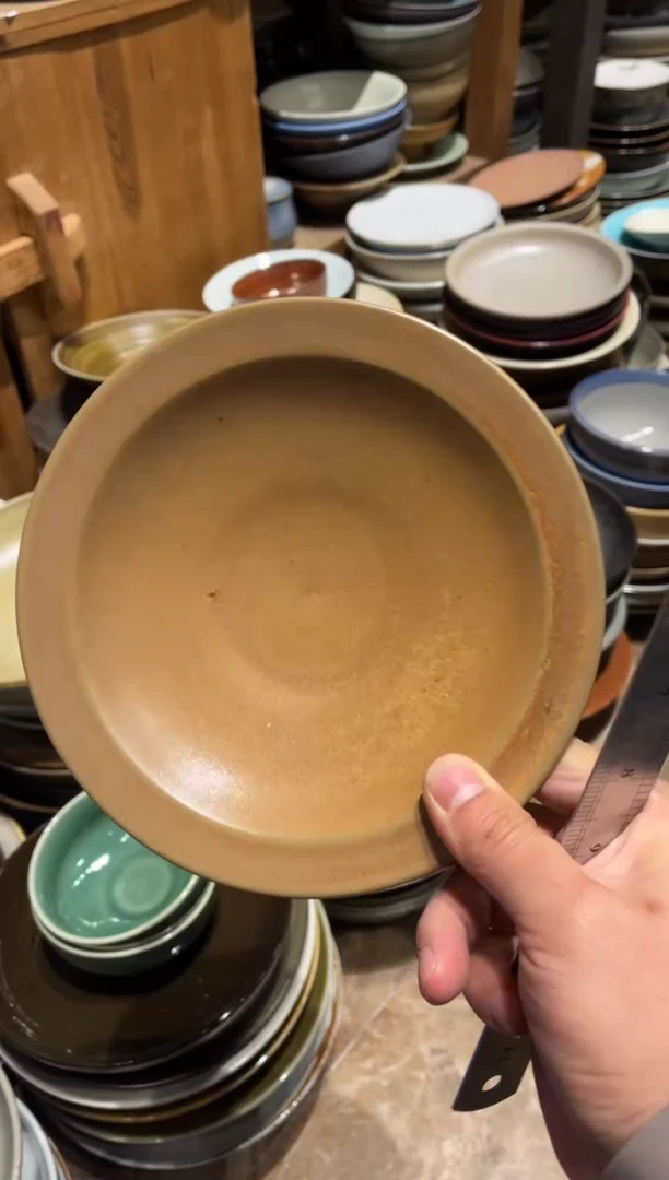 【闪购商品】瓷片142 黄色平沿菜盘1个