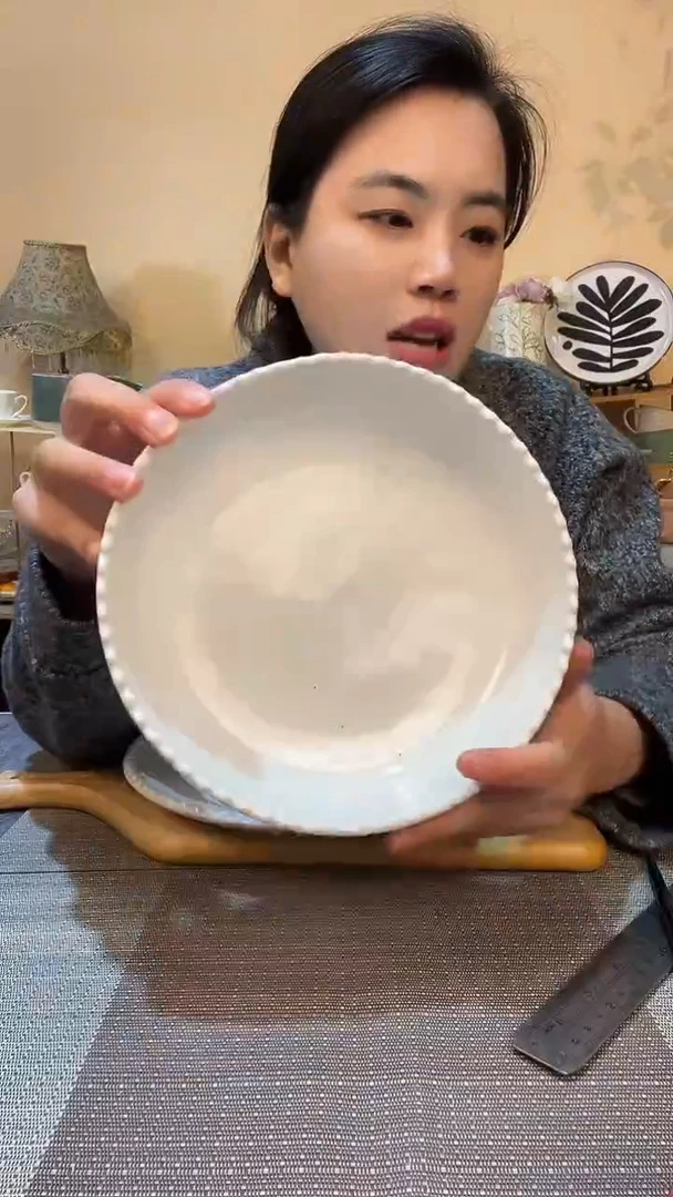 瓷片8英寸碗   微瑕介意勿拍